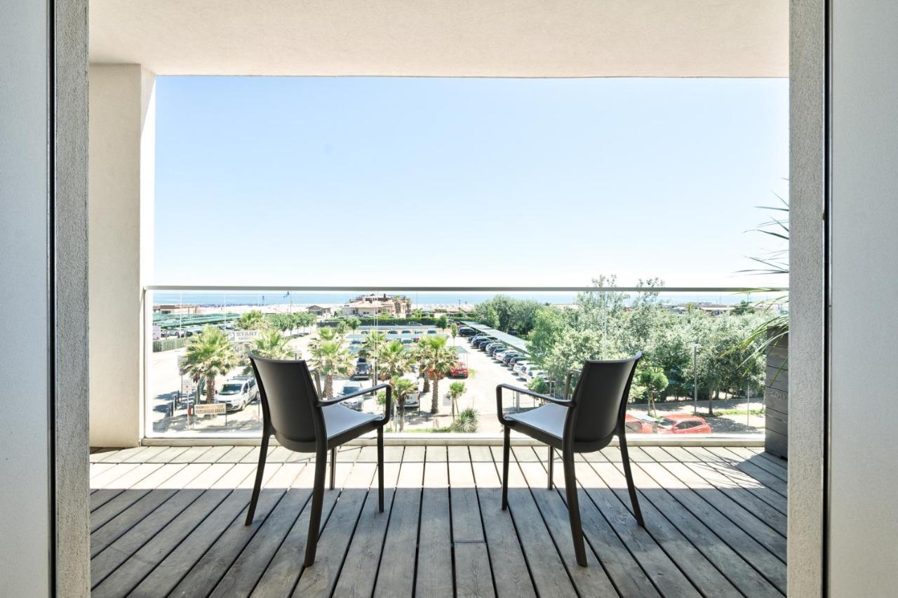 Aparthotel Albamarina *